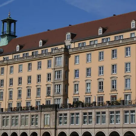 Am Altmarkt By Aparts An Der Frauenkirche *